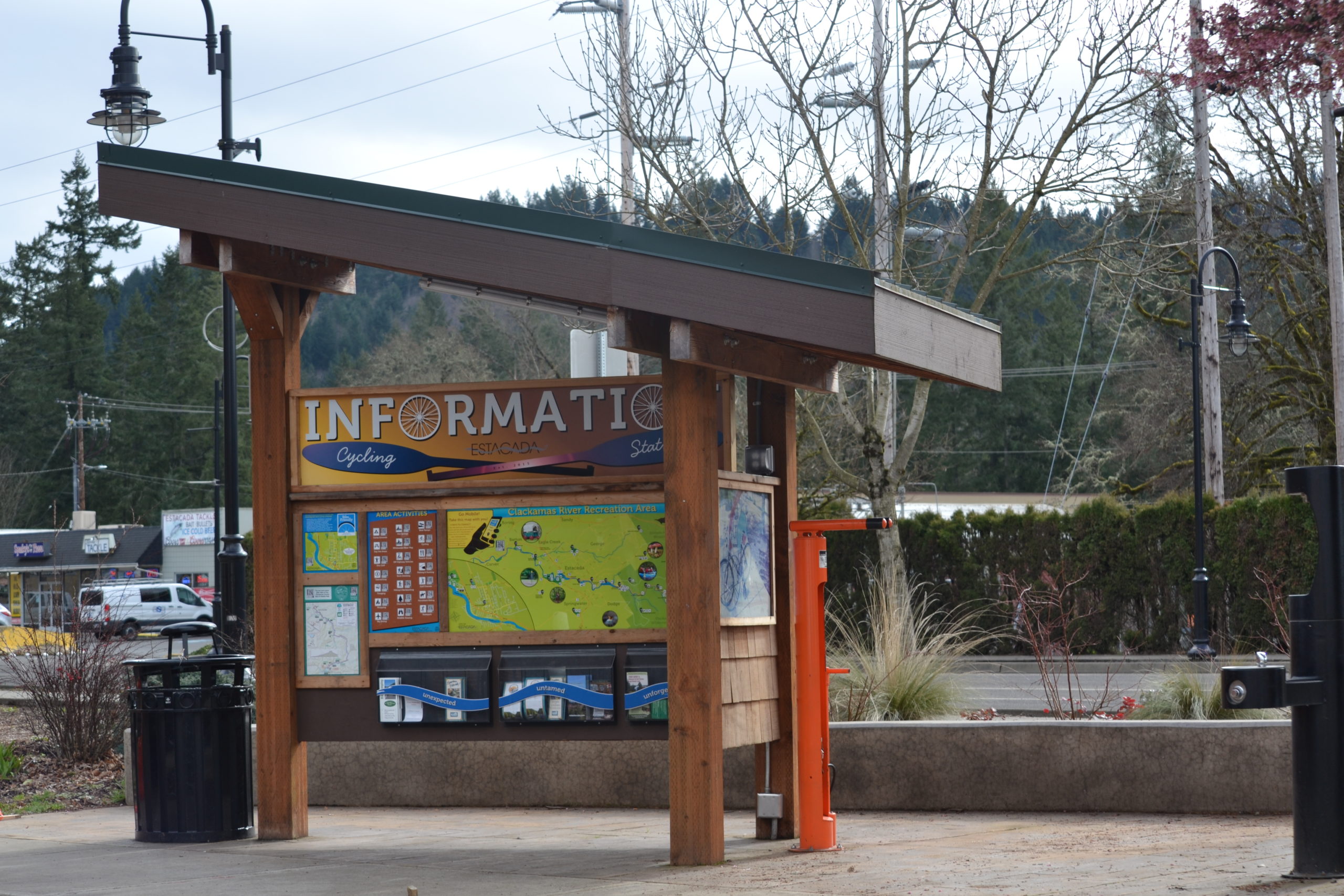 Estacada Mobile Smart Map Bicycle Kiosk